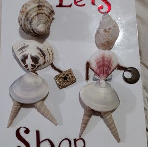 Seashell girls